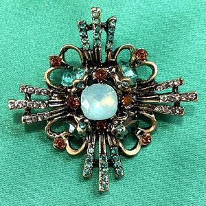 NWOT Blue Aqua Glass Brooch Pin Brass Plated Rhinestone Blue Center Lapel Pin
